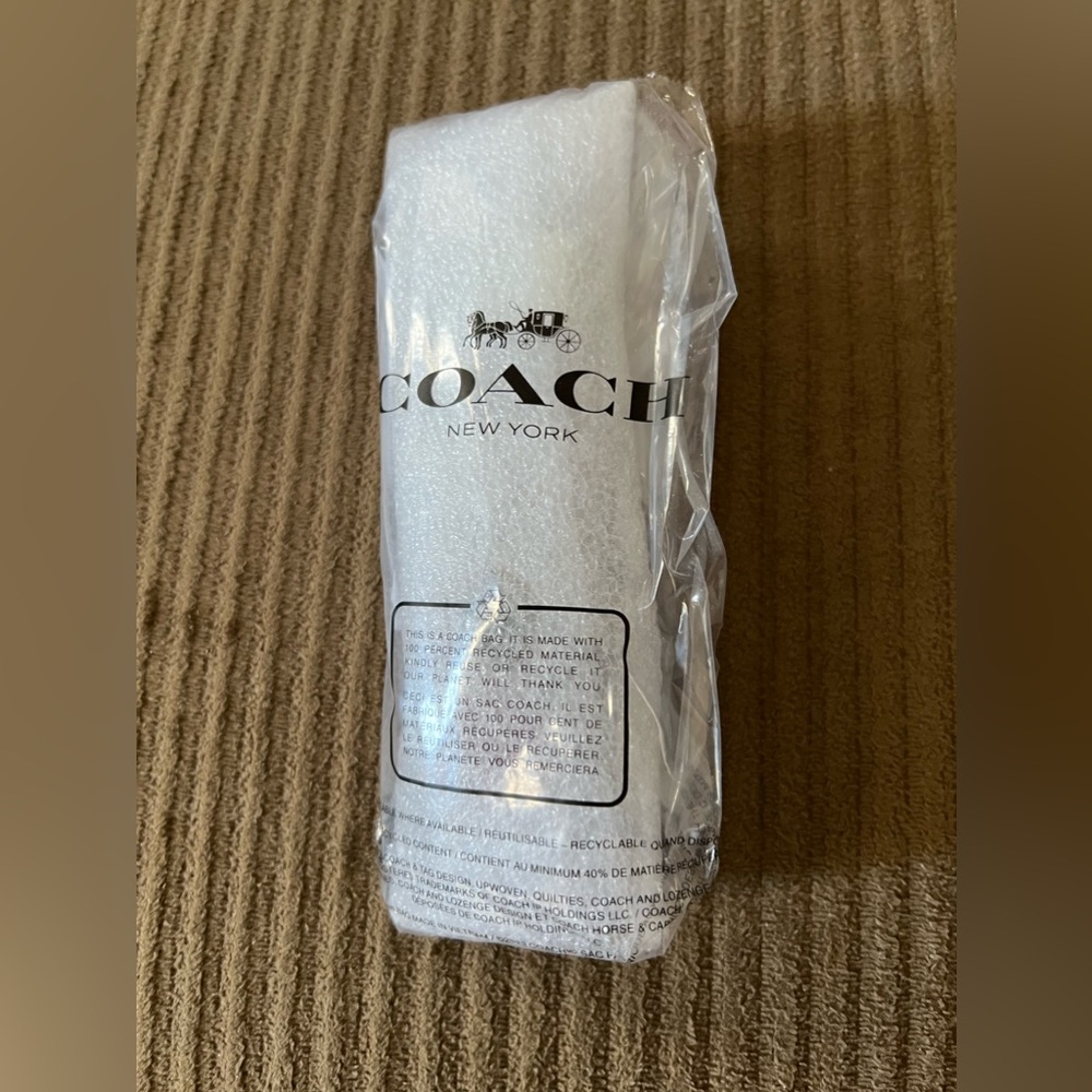 Coach Trigger Snap Bag Charm With Cherry Print nwt in packaging - Picture 2 of 3
